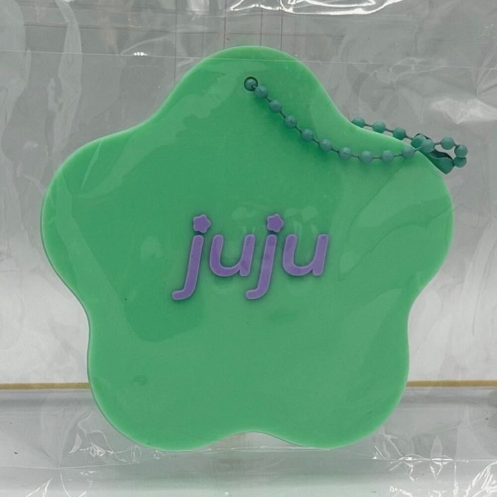 CJ HENDRY JUJU FLOWER KEYCHAIN MINT GREEN PURPLE NEW IN PACKAGE